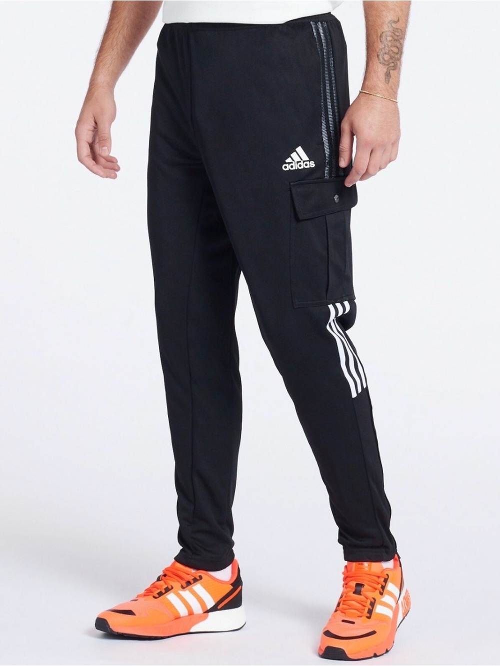 adidas Men’s Black Cargo Track Pants with Three Stripes XL brand new
